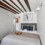 Madeleine&Champs-Élysées - 2BR - Paris Vacation Rentals