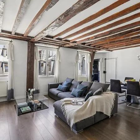 Apartment Madeleine & Champs-elysees - 2br - Vacation Paris
